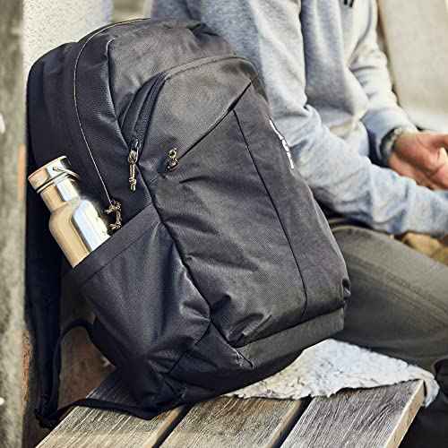 Thule Indago Backpack, Black, Medium
