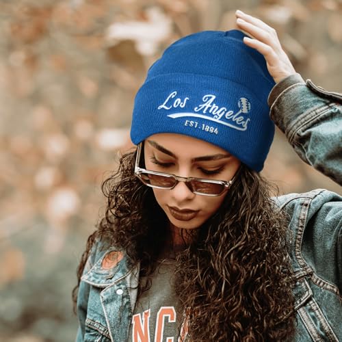Vintage Classic Skull Cap Embroidery Beanie Hat Cuffed Winter Hat Knit Comes with Warm Gloves Gifts for Unisex Fans