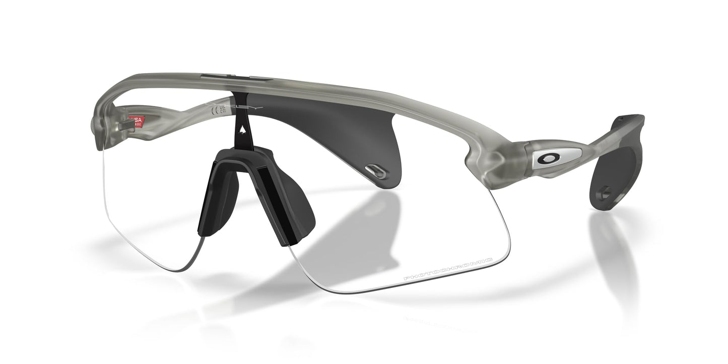 Oakley OO9517 Stunt Devil Sunglasses, Grey Ink/Photochromic, 36 mm