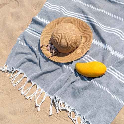 Turkish Beach Towel, 36"x71" Quick Dry Sand Free Oversized Bath Pool Swim Towel, Lightweight Travel Turkish Towels Vacation Essentials, Aqua