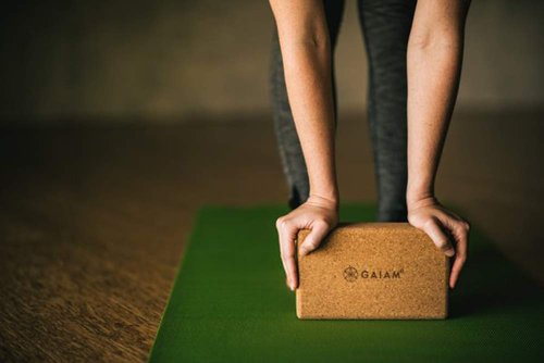 Gaiam Cork Yoga Brick – 9x5.5 Inch, Natural Cork Brick for Yoga, Pilates, Stretching, Balance, Gym, Home Workout, Meditation, Non-Slip, High-Density, Rounded Edges for Enhanced Poses and Flexibility