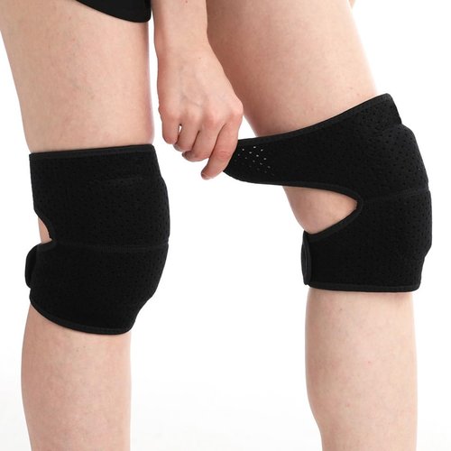 SUJAYU Soft Dance Knee Pads for Kids Women Men, Volleyball Knee Pads for Women Men Wrestling Gear, Knee Protector Crash Pad Snowboarding Gear with Adjustable Bands (Black, Medium)