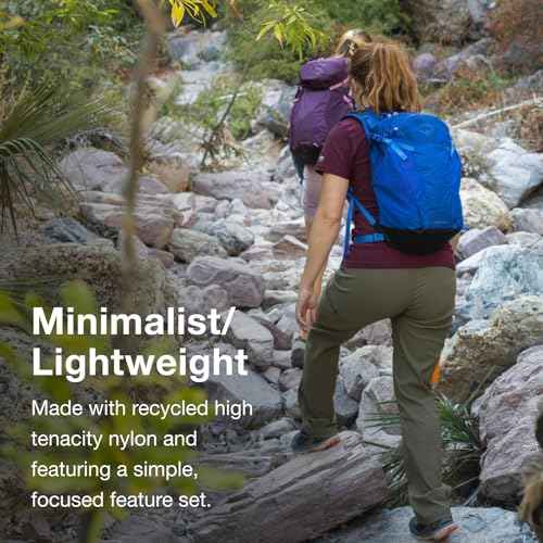 Osprey Sportlite 15L Lightweight Hiking Backpack for Men and Women, Alkaline/Hotspot Pink