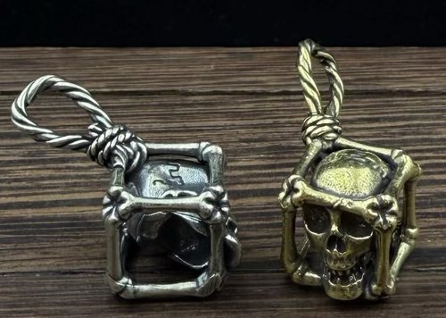 Seeby 2pcs Prison Cage Skull Brass Bead Paracord Lanyard Cord Beads Pendant Charms Pendant for Knife Lanyard Cord Bracelet Keychains EDC DIY Accessories (p1)
