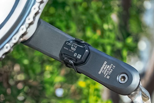 CATEYE Magnetless Speed/Cadence Sensors ??IPX7 Waterproof Wireless Bluetooth ANT+ Bike Computer RPM Sensor for Road, Spin Bikes and Smart Trainers, Compatible with Rouvy, Zwift, Peloton, Wahoo