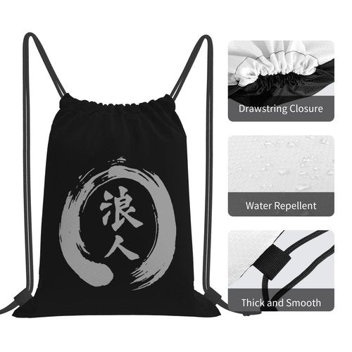SQMGEHVNY Japanese Kanji Character Ronin Drawstring Bags, Lightweight Gym Sack with Adjustable Cord, Water-Resistant Sports Backpack for Men Women, Travel, Yoga, College (Black)