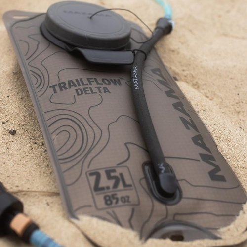 Mazama Trailflow Delta Tactical Insulated Hydration Reservoir with Insulated Tube. Military-Grade, BPA-Freee, Taste-Free Materials. Large 88mm Fill Port with Rubber Grip Twist Cap. 2.5L/85oz.