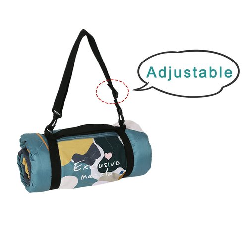 Exclusivo Mezcla Waterproof Picnic Blankets 3-Layer 60x80 INCH Large Sandproof Beach Blanket Foldable Outdoor Blanket for Camping on Grass Picnic Mat