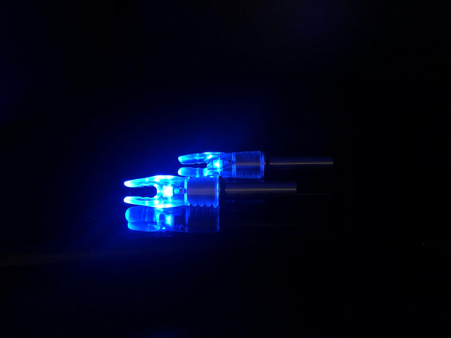 DEEPOWER G Lighted Nocks 4 PCS Easy Pull Up/Down Switch High-Visibility LED Hutting Arrow Nocks Fits .204, 233, 244, 246 Arrows, with H, S, GT Bushings Strobe
