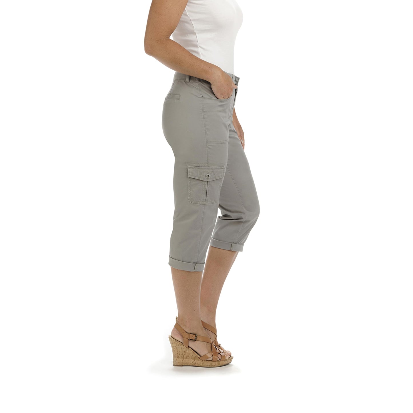 Lee Women's Relaxed Fit Austyn Knit Waist Cargo Capri Pant, Frost Gray, 16