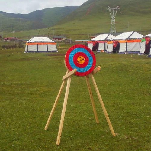 DOSTYLE Archery Targets Traditional Solid Straw Round Archery Target Shooting Bow Coloured Rope Target Face Three Layer for Shooting Practice