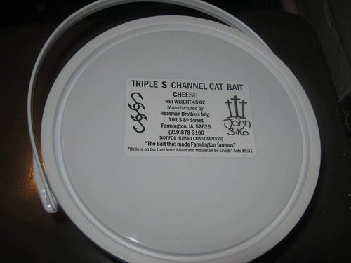 Triple S Channel Catfish Dip Bait Cheese Flavor, Fishing Lure Supplies