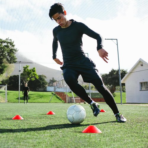 GHB Soccer Cones 50/100 Pack Disc Soccer Sport Cones Training Field Marker Agility Cones for Traffic, Basketball, Coaching, Practice Equipment Includes Cone Drills Guide (50 Pack)