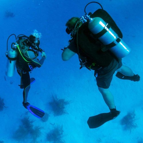 Seaskin Mens 3mm Shorty Wetsuit, Full Body Diving Suit Front Zip Wetsuit for Diving Snorkeling Surfing Swimming Large