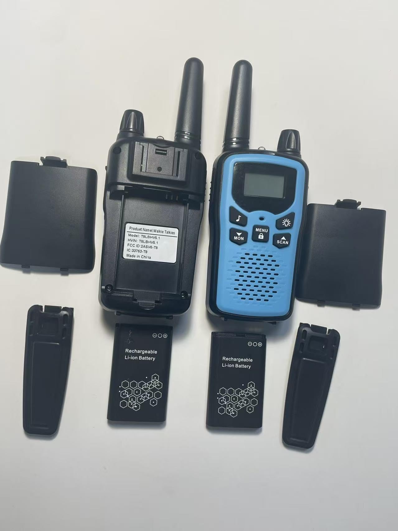 Walkie Talkies for Adults Long Range, Rechargeable Walkie Talkie 22 FRS Channels Two Way Radios with Noise Reduction, Volume Adjustment, LED Flashlight,1200mAh Rechargeable Battery (4 Pack Black)