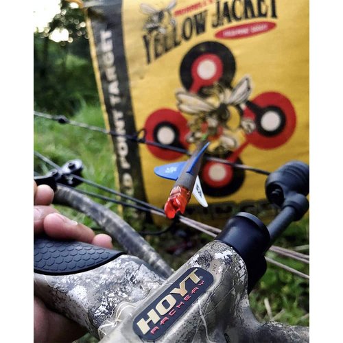 Morrell Yellow Jacket Stinger, Field Point Archery Target with 2 Shooting Sides & 10 Bullseyes - Portable Backyard Hunting Practice Bag with E-Z Tote Carrying Handle & Easy Arrow Removal