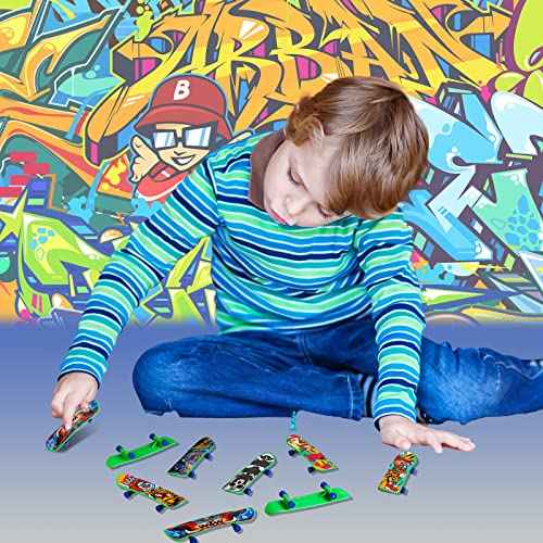 Sosation 18 Pcs Mini Finger Skateboard Thanksgiving Party Gift Favors Mini Skateboards Novelty Fingerboard Decorations Fingertips Movement Finger Gift(Cool Style)