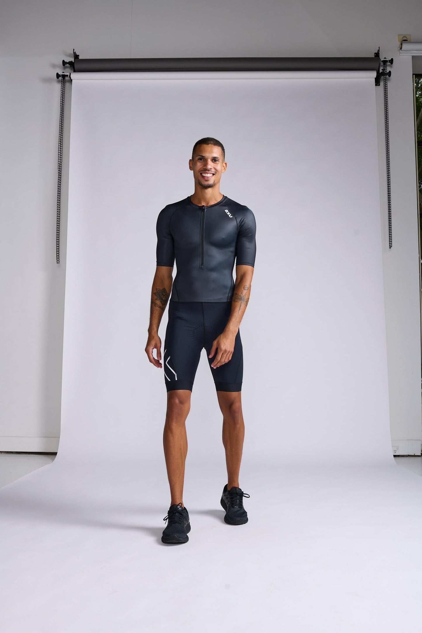 2XU Men's Core Sleeved Trisuit - Black/White - Medium