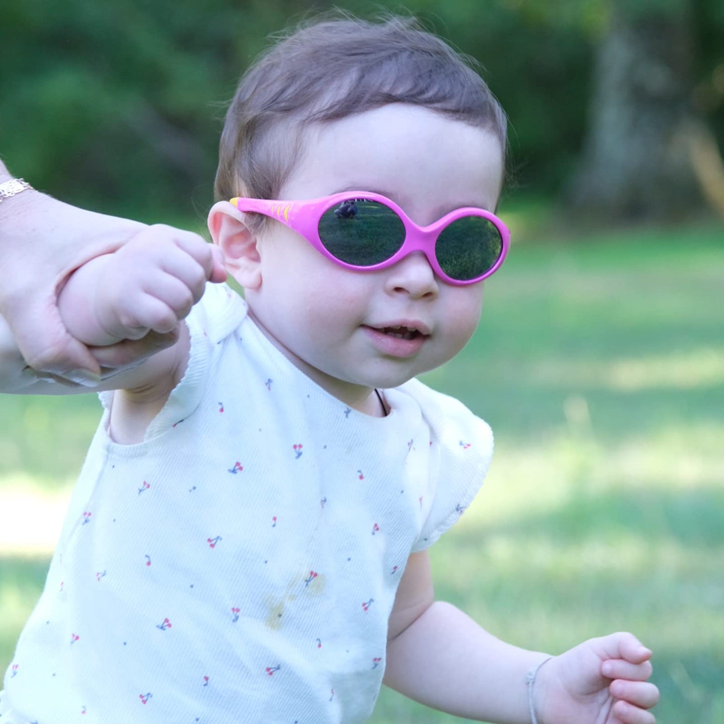 DUCO Toddler Sunglasses 6-24 months with Adjustable Strap UV400 Protection Unbreakable Polarized Glasses with Case K012