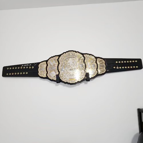 Championship Belt Display Holder for Wall, Wooden Wrestling Belt Horizontal Wall Mount for Wrestlers Championship Hanging Display 1 Pcs