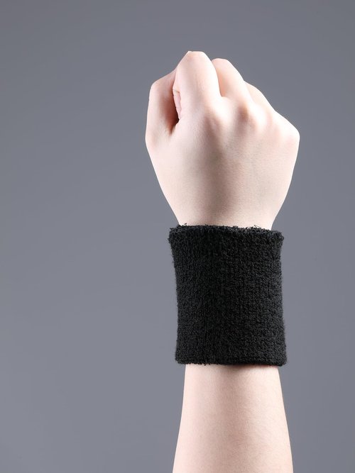 4 Pcs Sports Wrist Guards, Non-Slip Wrist Sweatbands, Lightweight Sports Wristbands, Black