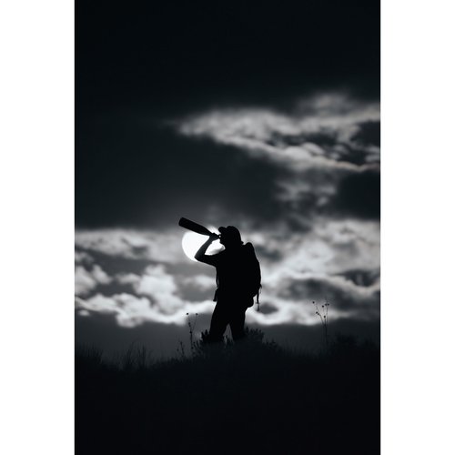 RIVEN Eclipse Elk Bugle Tube for Elk Hunting | Premium Cow & Bull Elk Call for Bugling, Chuckling, Locating, & Raking | Includes Adjustable 550 Paracord Sling | Carbon Fiber