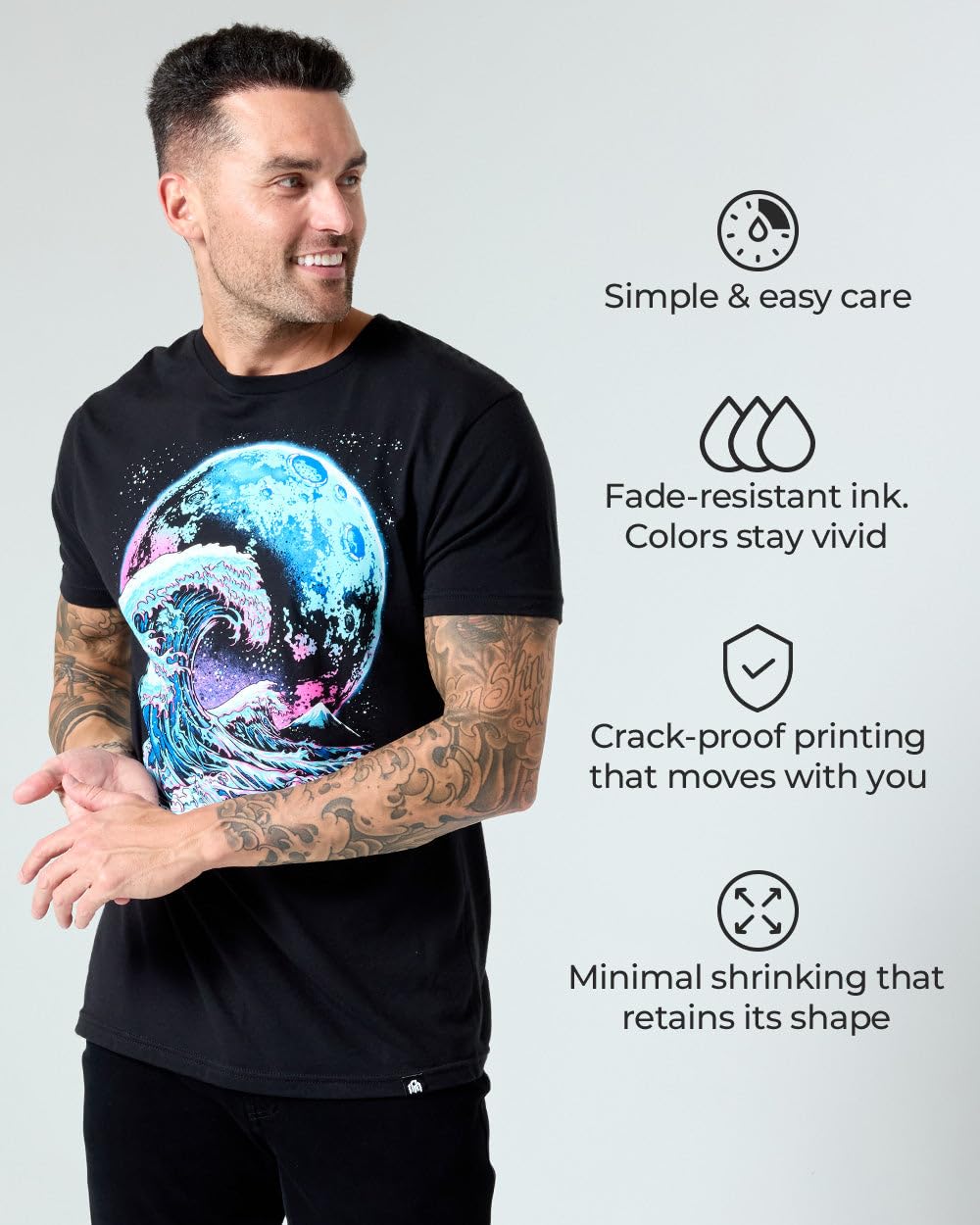 INTO THE AM Meta Beach II Graphic Tee for Men - Short Sleeve Mens T-Shirts (Black, X-Large)
