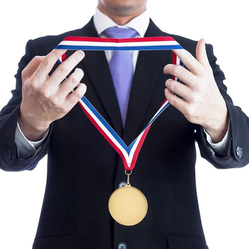 VASANA 10Pcs Nylon Award Ribbons with Snap Clips Medal Lanyards Red White Blue Classic Striped Flat Neck Ribbons for Competitions Sports Meeting Partys