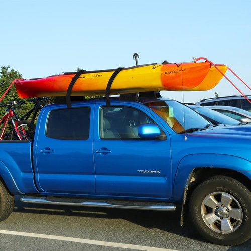 Innconee Universal Car Top Canoe Carrier Kit 6.7 Inch Kayak Foam Blocks for Roof Rack Soft Standard Replacement Car Top Roof Racks Pads with Tie-Downs