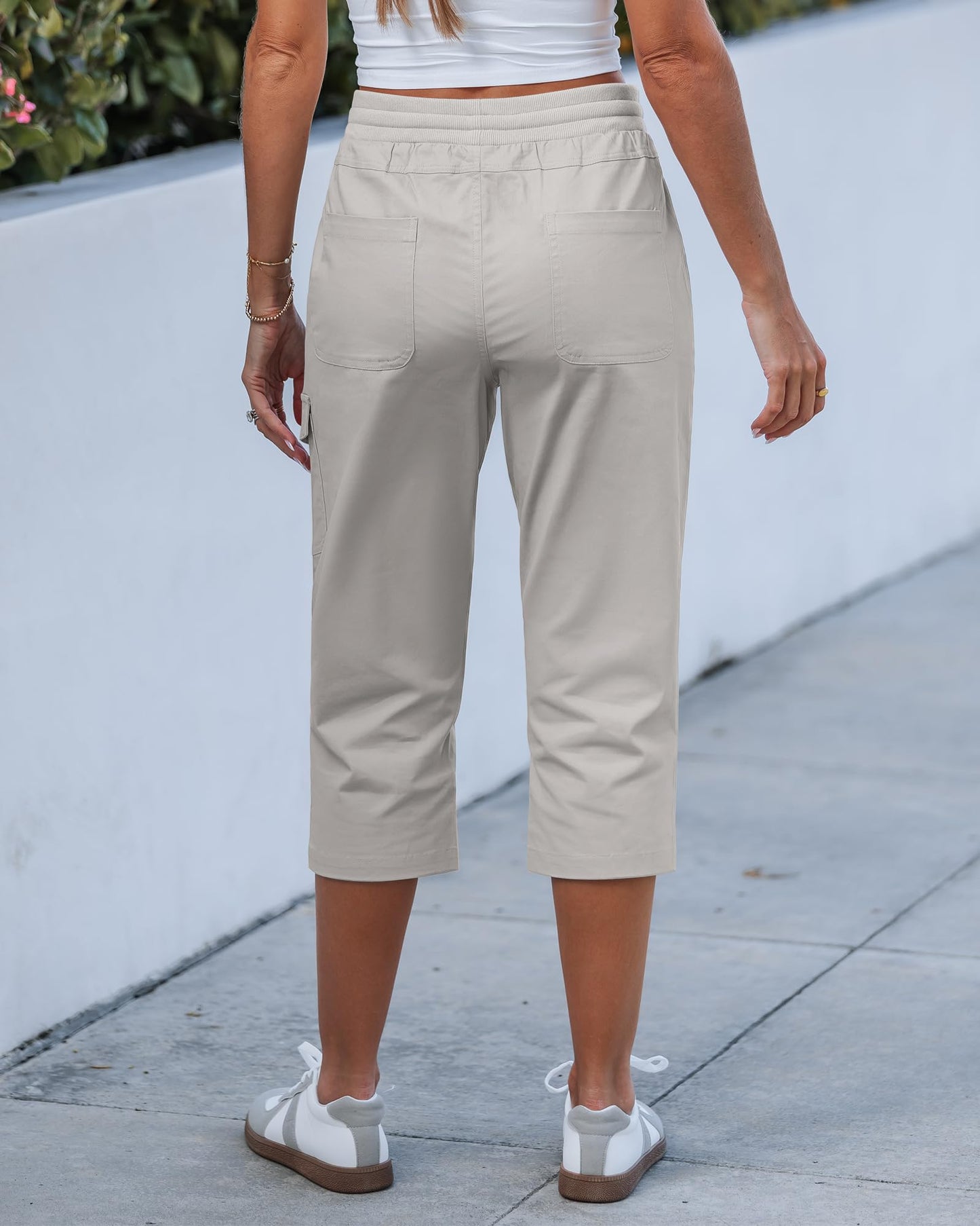 GRAPENT Capri Pants Women Capri Stretch Pants for Women Womens Capris for Summer Women's Capris with Pockets Light Gray X-Large US Size 16-18