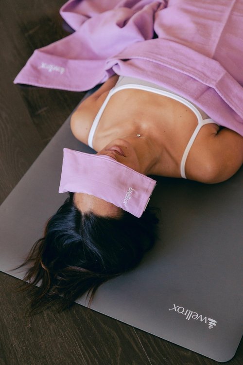 Wellrox Weighted Eye Pillow - Flaxseeds & Lavender Eye Pillow Weighted for Restorative Yoga, Meditation & Stress Relief (Lavender, Scented)