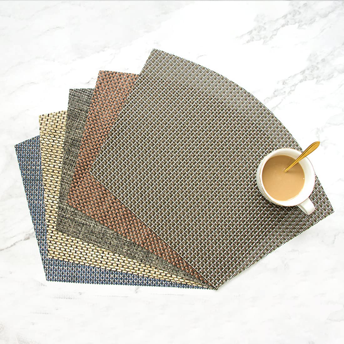Round Table Placemats Set of 4 Wedge Placemats Heat Resistant Table Mats Pads Wipe Clean (Black)