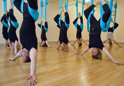 Ovyuzhen Aerial Yoga Hammock, Ultra Strong Hammock Set, Antigravity Ceiling Hanging Yoga Sling Inversion Exercises