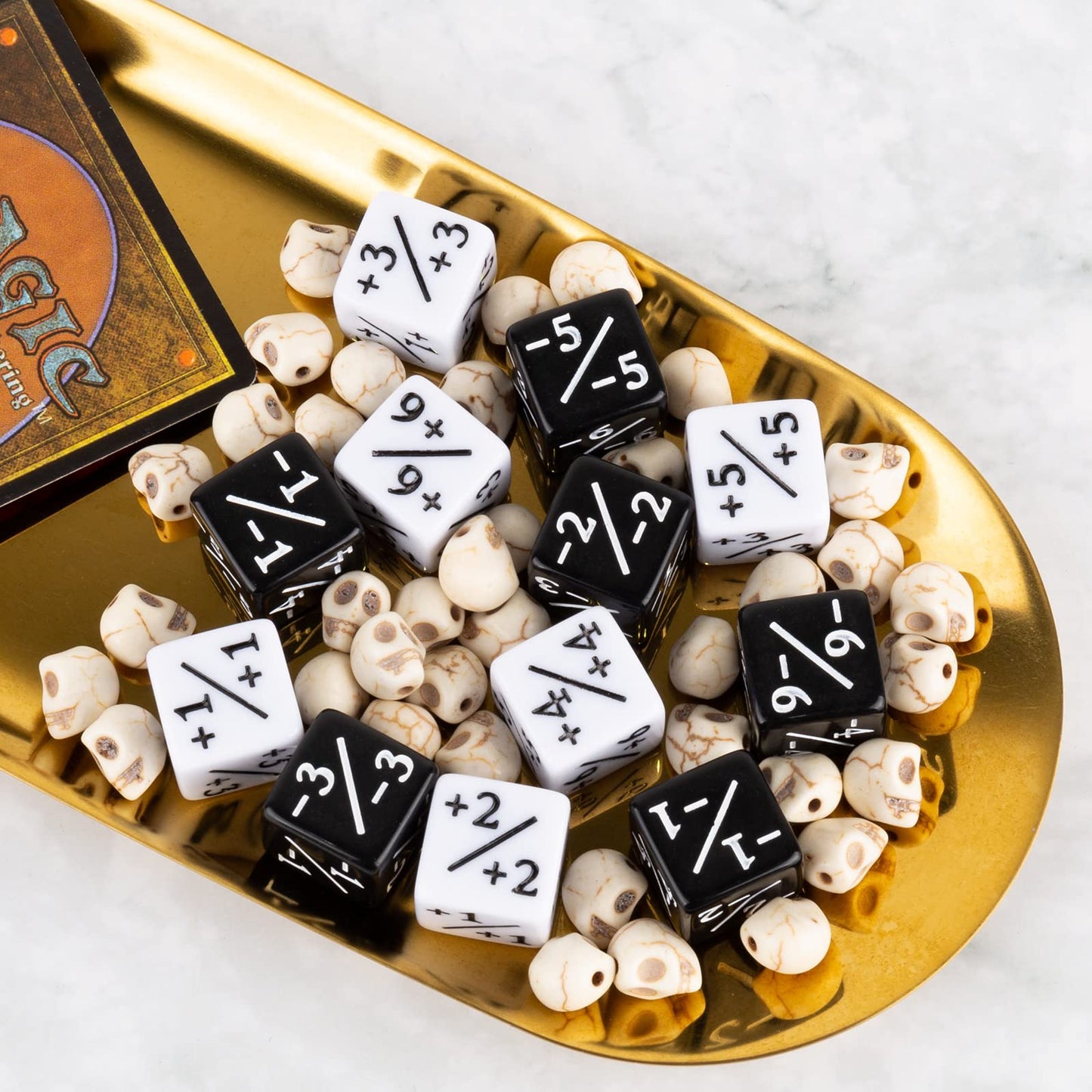 24 Pieces MTG Dice Counters +1 Buff Tokens Set 16mm D6 Magic Counter Dice for TCG MTG Card Games Accessory(Black, White)