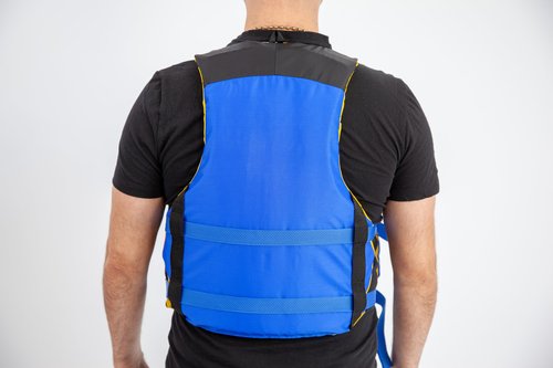 Stohlquist FIT Adult Life Jacket, US Coast Guard Approved Type III Life Vest, PFD for Men and Women, Easily Adjustable, Lightweight and High Buoyancy - Universal Fit (30-52" Chest)