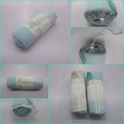 WonderVibes 2x1 Hot Yoga Towel Pack - 2 Yoga Mat Towel - Quality Yoga Towel with Mesh Bags - Yoga Towels for hot Yoga Non Slip - 2 Absorbent Pilates Mat Towels - Multi-use