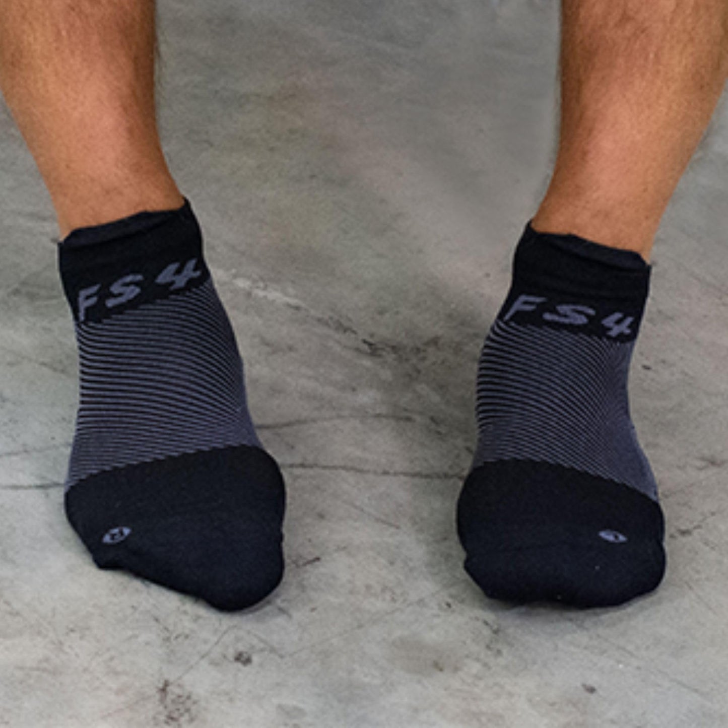 OS1st FS4 Plantar Fasciitis No Show Socks relieves plantar fasciitis, heel/arch pain and improves circulation