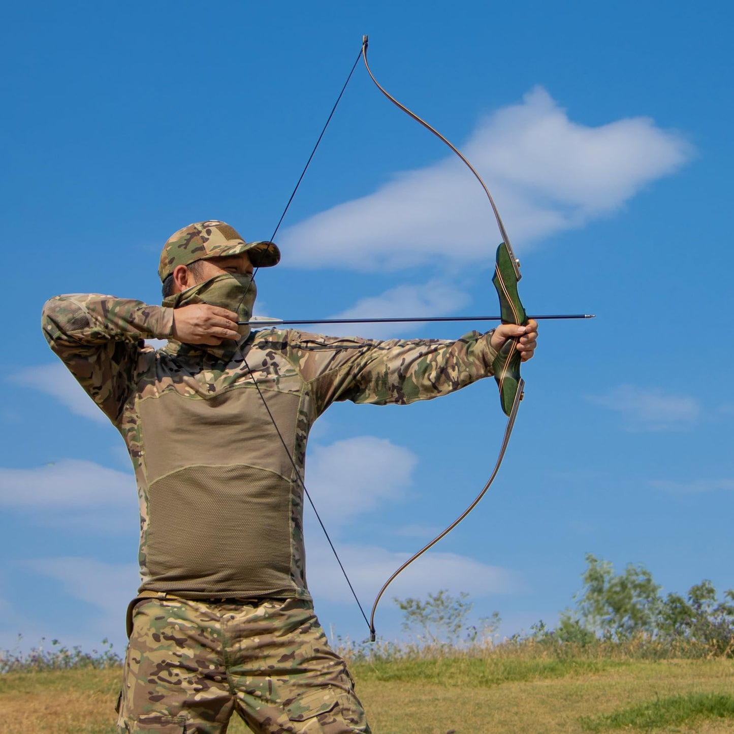 GQT Archery 60" Recurve Bow and Arrow Set for Adults, 30-50lbs Right Hand Wooden Hunting Bow for Outdoor, Hunting and Practice, Standard Target Archery Beginner Recurve Bow and Arrows Kit (50lbs)