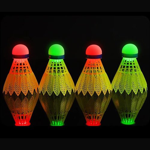 Badminton Ball - Light Up Shuttlecock - Baseball Batting Practice Training | High-Visibility Windproof Training Badminton Ball Set of 4 for Park Gym School Family Game