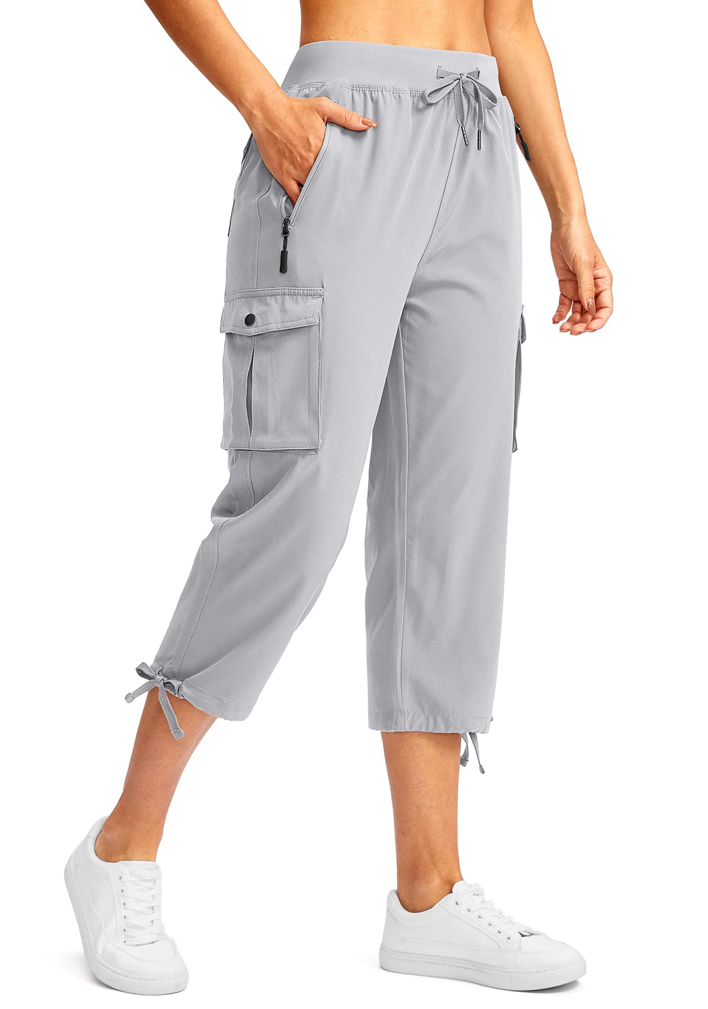 Soothfeel Women's Cargo Capris Pants with 6 Pockets Lightweight Quick Dry Travel Hiking Summer Pants for Women Casual (Bright Grey, XS)
