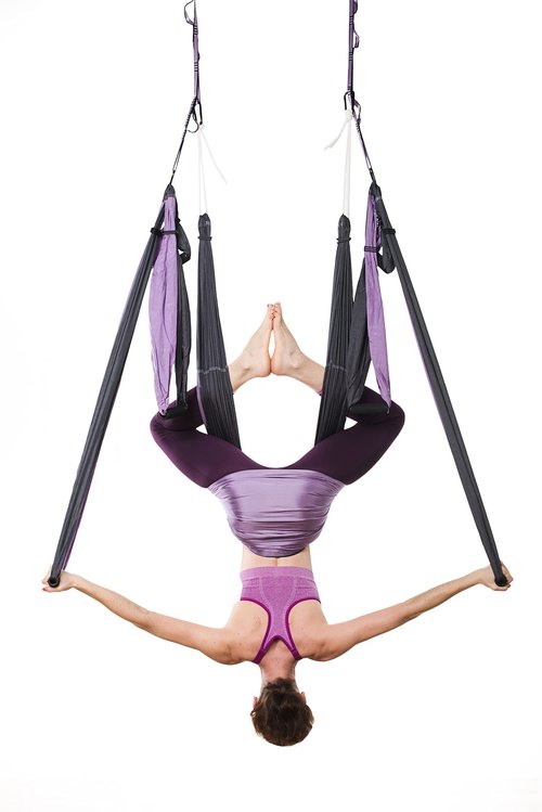 Yoga4You Aerial Yoga Swing Set - Yoga Hammock Hanging Swing - Aerial Sling Inversion Fly Kit - Acro Yoga Inversion Tool - Antigravity Yoga Sling - Suspension Trapeze (Lilac-Grey)