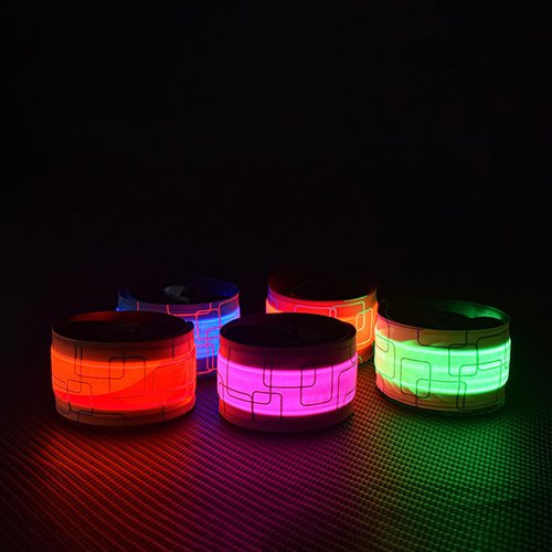 cdar Rechargeable LED Armband Running Slap Glow Bracelets Wristband for Night Cycling Walking Joggers Running Gear Red