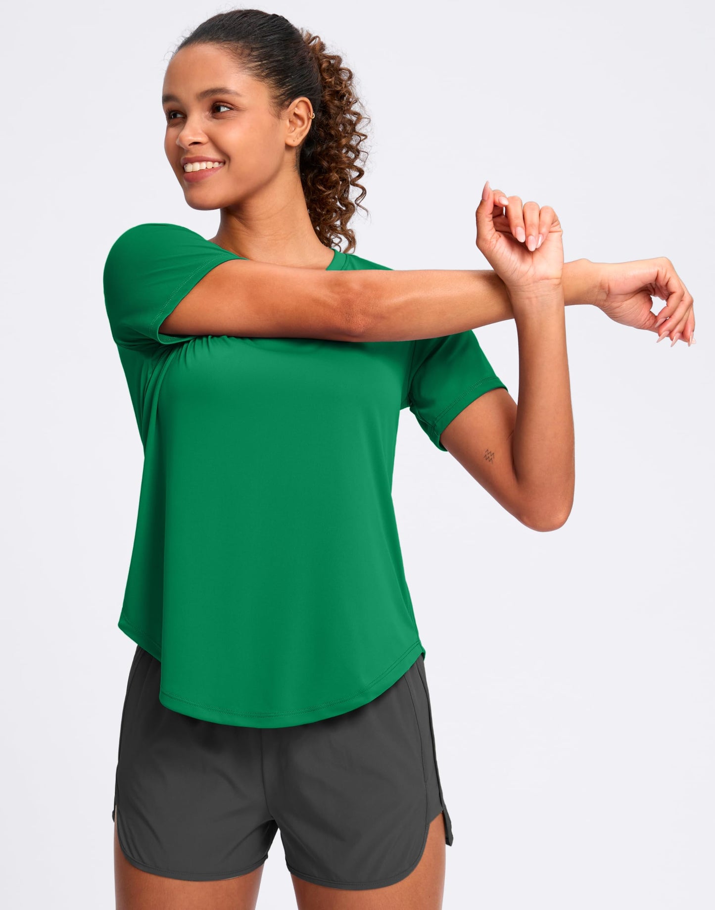 Womens Workout Shirts V-Neck Short Sleeve UPF 50+ Sun Shirt Moisture Wicking Dry Fit Top for Gym, Running, Athletic (Green, L)