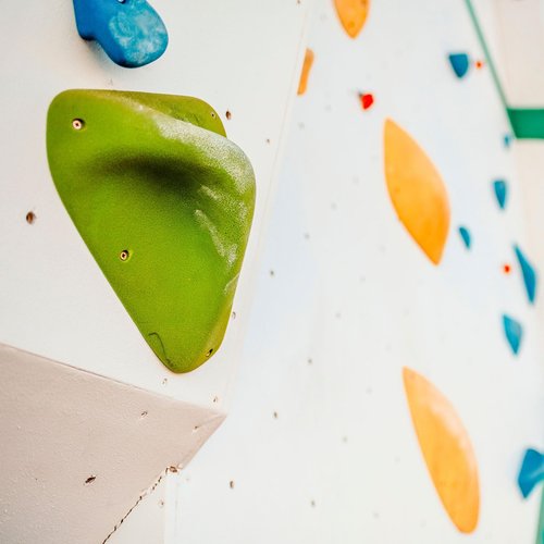 PATIKIL Rock Climbing Holds, 10 Pcs Climbing Rock Wall Grips Play Set Climber Attachments with Single Holes for Playground Accessories Indoor Outdoor Tree Training, Blue-D