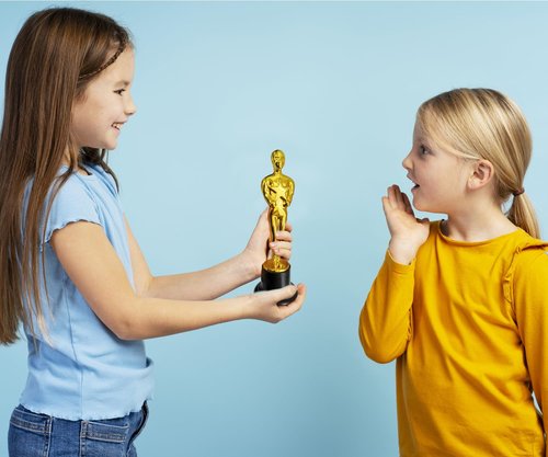 GiftExpress 24-Pack 6" Gold Award Trophy, Award Statues, Statues Trophies for Award Ceremony, Appreciation Gift (Pack of 24)