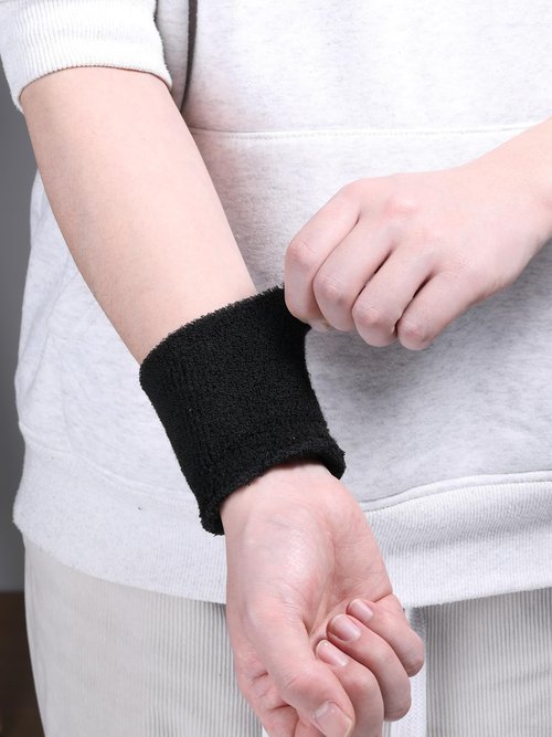 4 Pcs Sports Wrist Guards, Non-Slip Wrist Sweatbands, Lightweight Sports Wristbands, Black