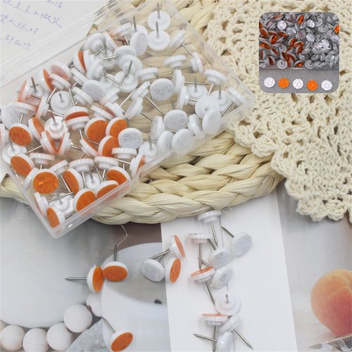 RGYBAO 100 Pcs Reflective Thumb Tacks Reflective Tacks Trail Marking Tacks Reflective Trail Tacks Trail Markers Glow Tacks