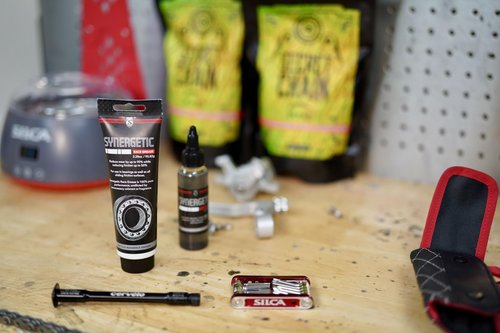 SILCA Synergetic Grease | All Purpose Grease Designed for Bearings Threads Bolts