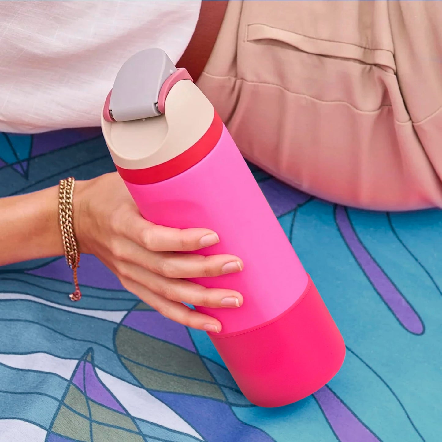 Diumepo Silicone Boot for Owala 24 oz Water Bottle, Anti-Slip Protective Sleeve for Owala Twist & FreeSip & Flip Stainless Steel Water Bottle, Boot Bottom Base for Owala (Glitter Pink)