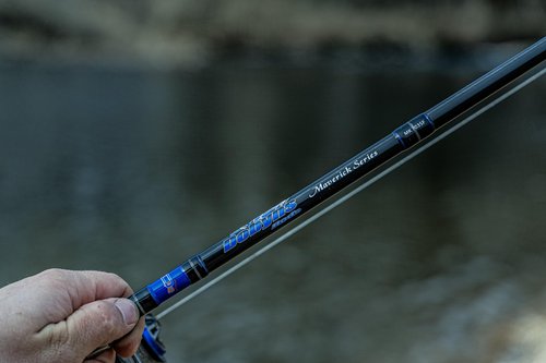 Dobyns Rods Maverick Spinning / 7'0" / 1 PC / 6-12 LB Line Weight/ 1/8-1/2 Lure Weight/Medium Light Fast Action/EVA-Split HDL